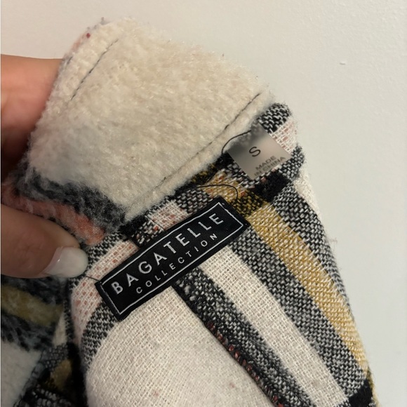 Bagatelle Plaid Cropped Jacket - Picture 2 of 2